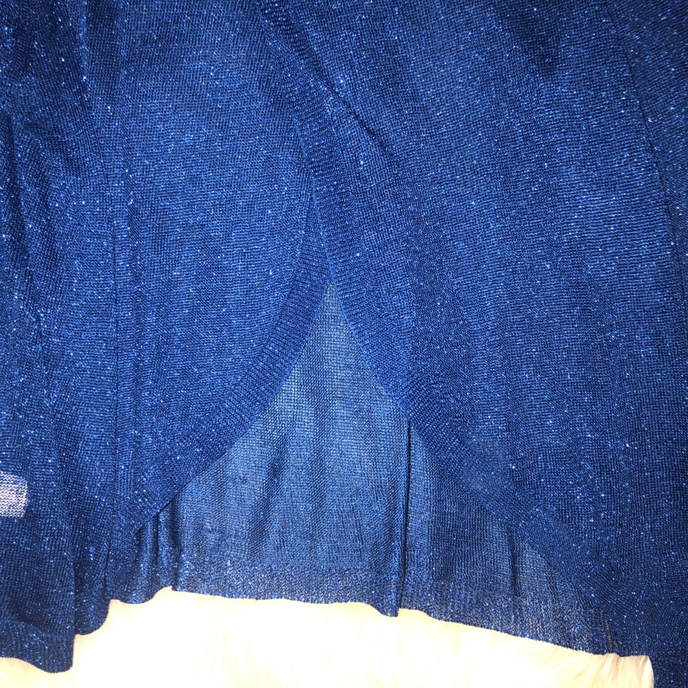 Metallic Open Back Sweater - Picture 3 of 5